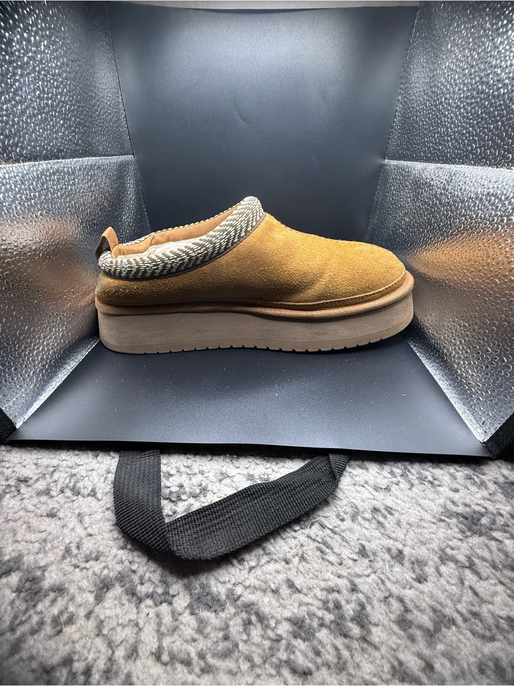Koolaburra Platform Slipper - Picture 6 of 8